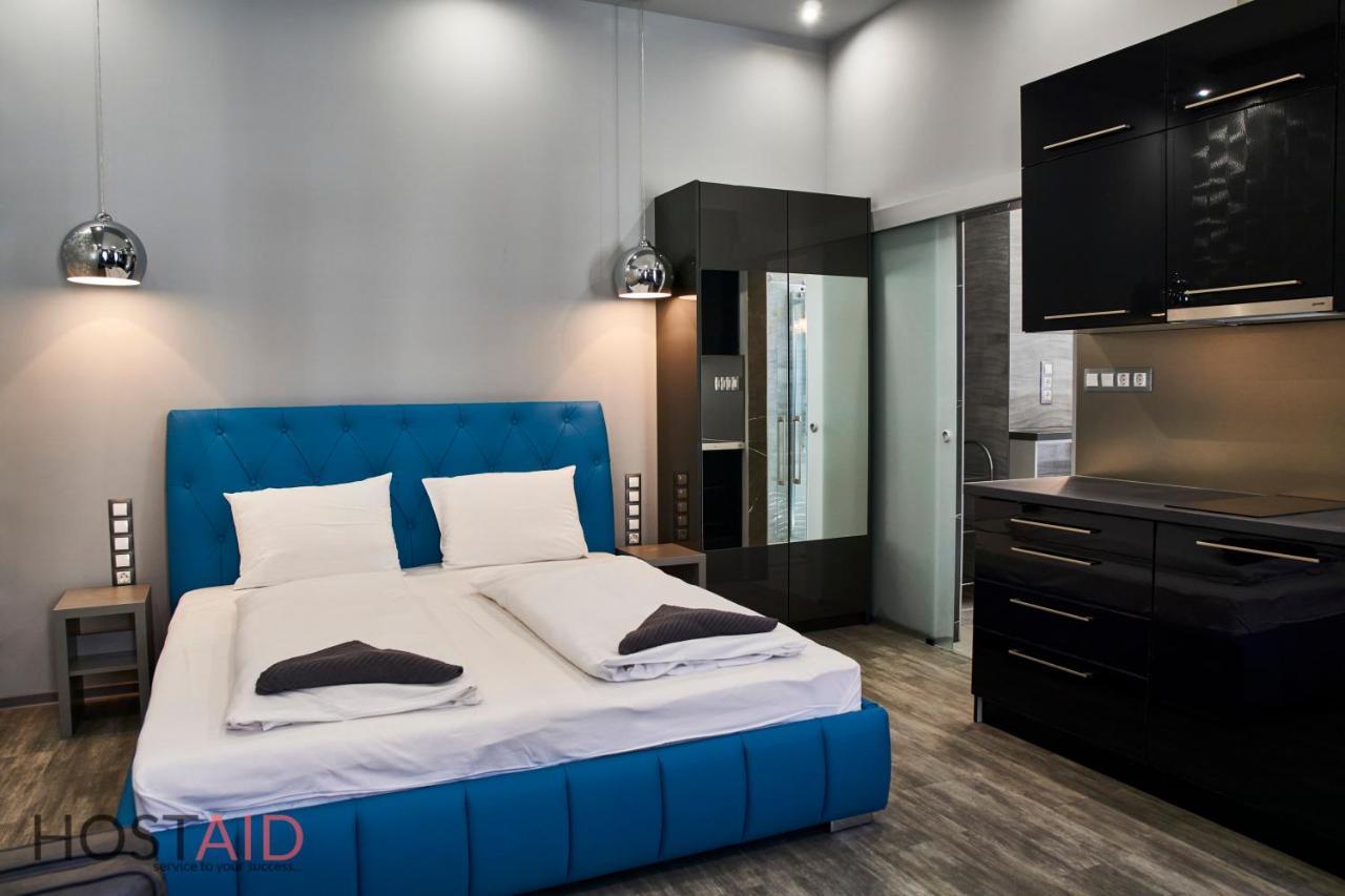 A13 - - Hostaid Apartman *